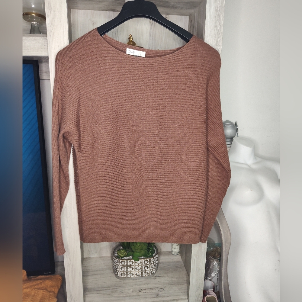 RIelle Women's Brown Sweater SZ Small/Medium Good Condition